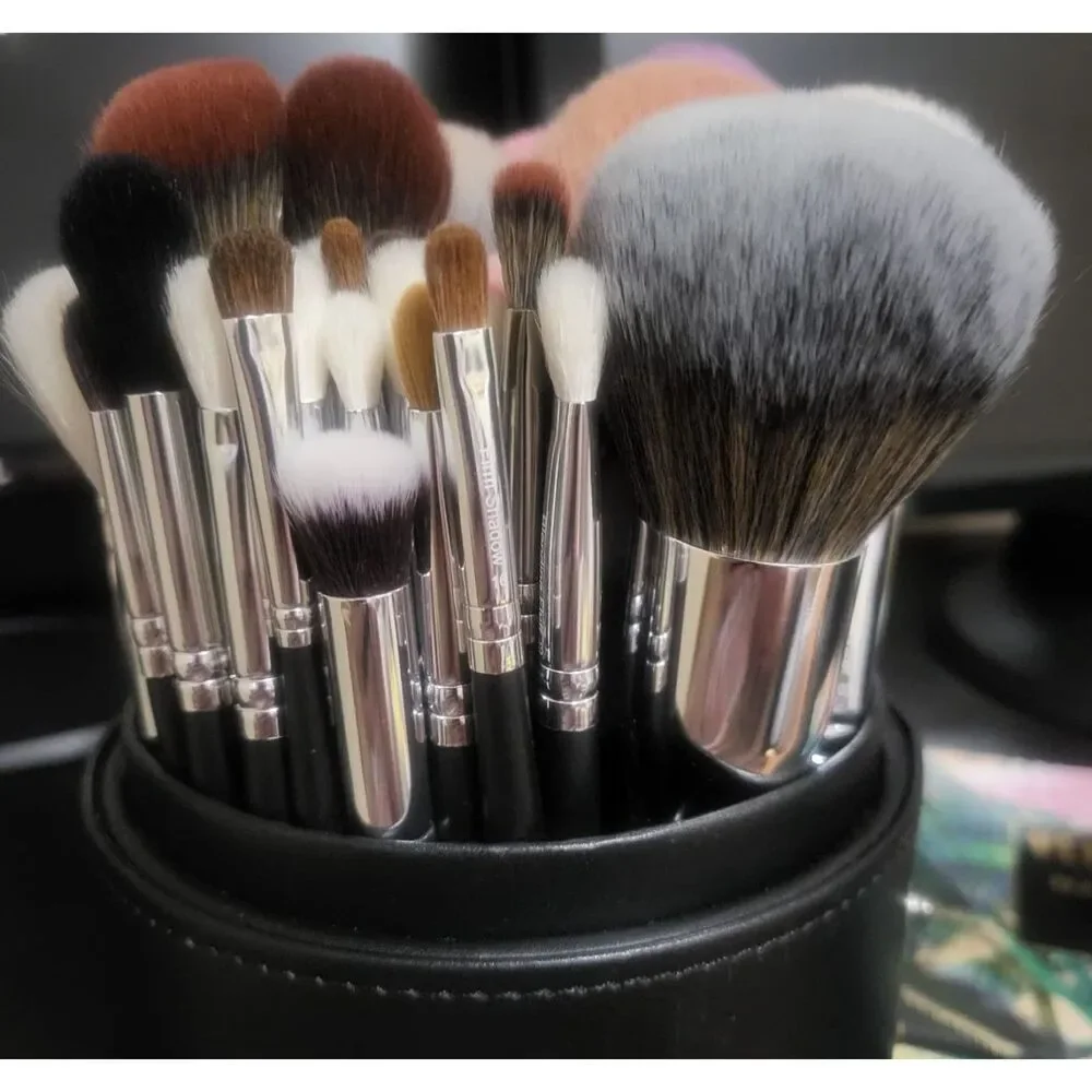 Bueart Design 34Pcs Real Goat Hair Makeup Brushes Set with Extra Large Holder